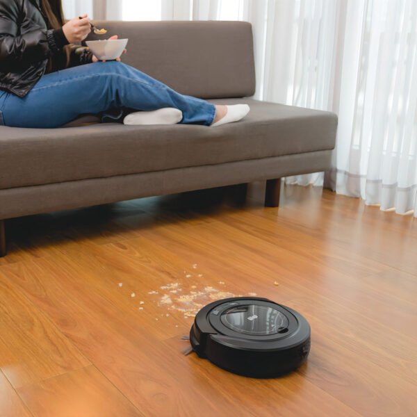 Robô aspirador Robot W90 varre aspira e passa pano 30w Wap cor preto 110V/220V - Imagem 6